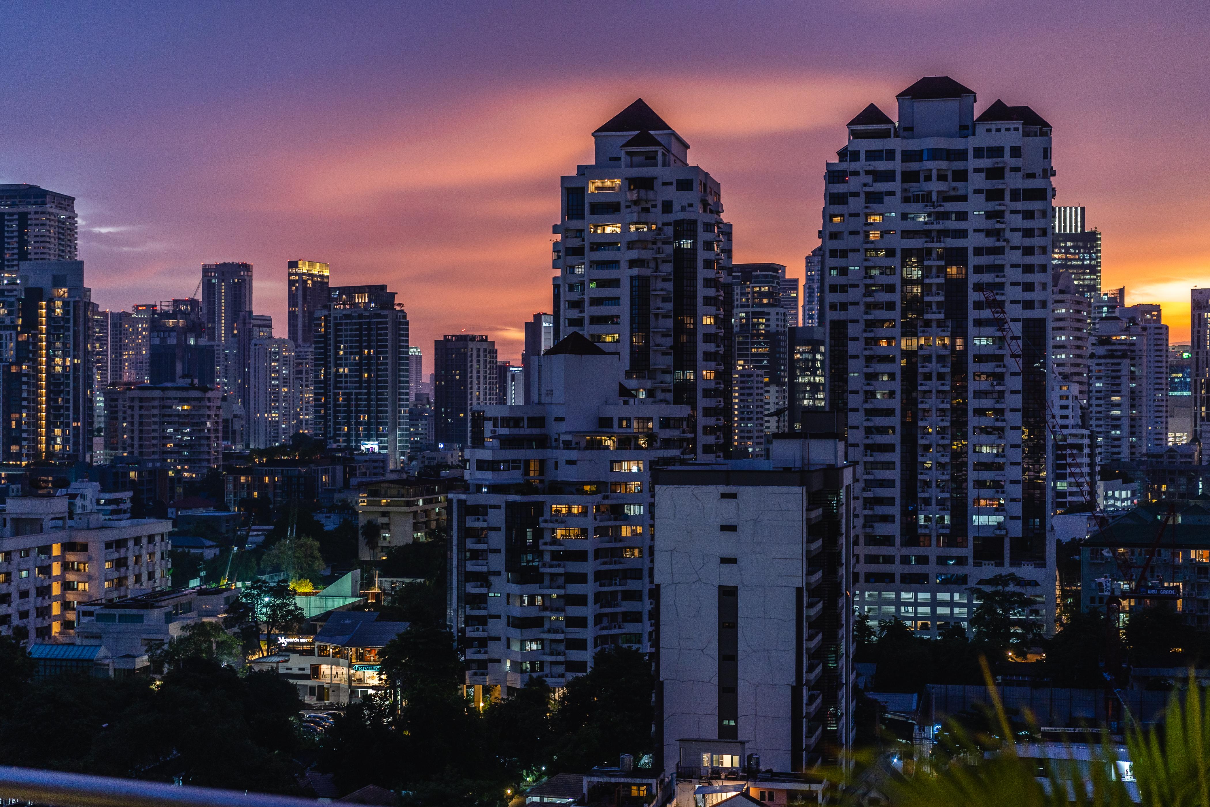 Muu Bangkok, Small Luxury Hotels Of The World Exterior foto Sunset view of the residential area