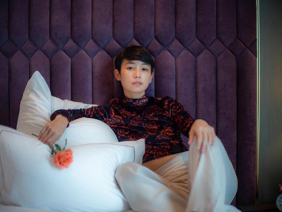 Muu Bangkok, Small Luxury Hotels Of The World Exterior foto Kim Sun-young in 2019