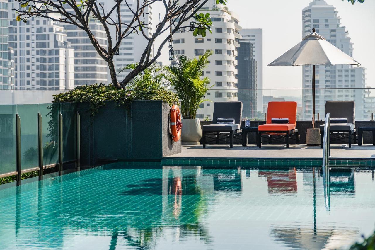 Muu Bangkok, Small Luxury Hotels Of The World Exterior foto The swimming pool at the hotel