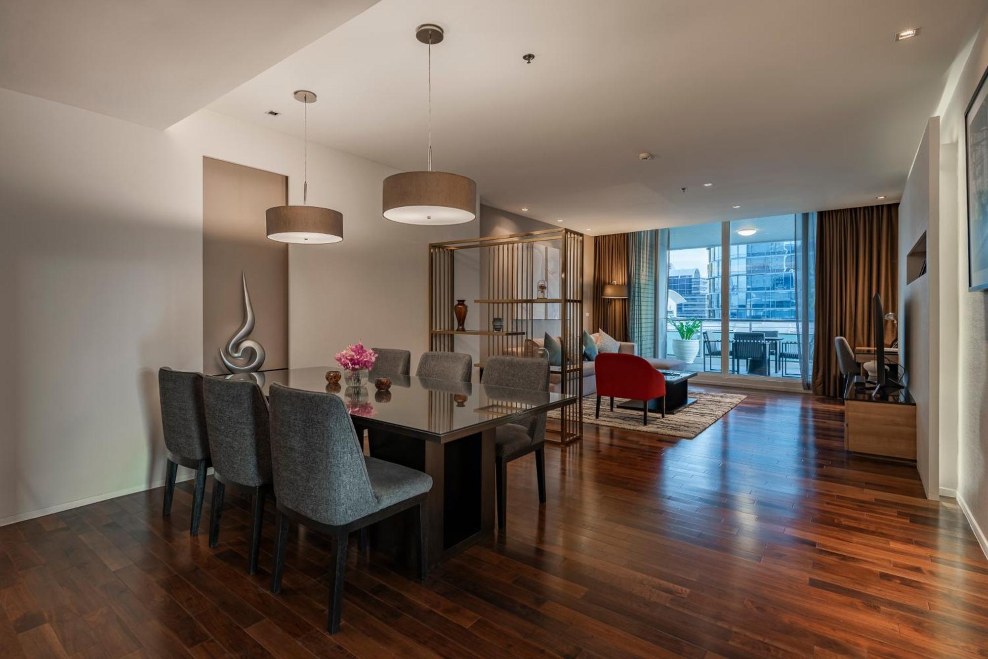 Muu Bangkok, Small Luxury Hotels Of The World Exterior foto A typical apartment interior